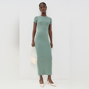 Good American Ribbed Tee Maxi Dress With Slit Color: Green Size: 5XL Qty:01
